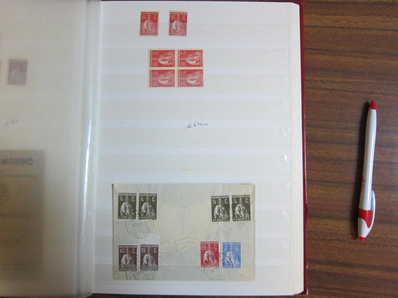0007 (45).JPG -     Lote:    7      Ceres      Lotes Especiais       Descrição:         1924/26 &mdash; Ceres. Novas taxas e cores. Colecção em classificador, com selos novos e usados, simples e em múltiplos. Série em quadras, Variedades de clichés e erros. Inclui 7 provas e 37 exemplares, entre cartas e postais ilustrados, em todas as taxas, com excepção dos valores de 10E e 20E. 95% dos selos novos em excelente estado sem sinal de charneira. Todas as cartas de grande qualidade e em bom estado de conservação. Acompanham muitos desenhos de autoria de Eduardo Silva. Valor de catálogo dos selos novos de &euro; 32.000,00.        Lote       Valor Base:     &euro; 8.000,00     Valor Venda:     &euro; 8.000,00     